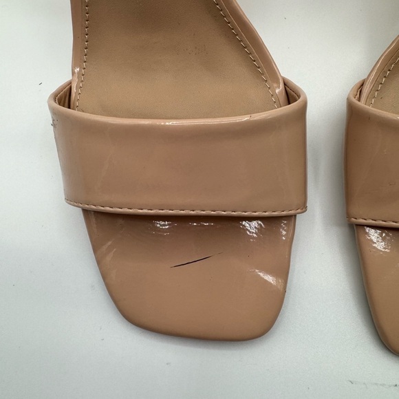 Steve Madden Shapely Wedge Sandal In Tan Patent (Cream)- Reemoly never worn - Picture 3 of 5